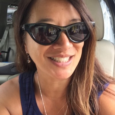 JerseyGirl, Sun-sand-surf lover & mom of funny, active twin midschoolers & college eye-roller. Beachy wishes ⛱and tropical dreams🏝#shoregoodstuff