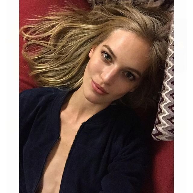 sweta012kumari's profile picture. I am working in http://t.co/MrHVoGsk3J
Visit: http://t.co/1qfO7suKRE to know more about US.