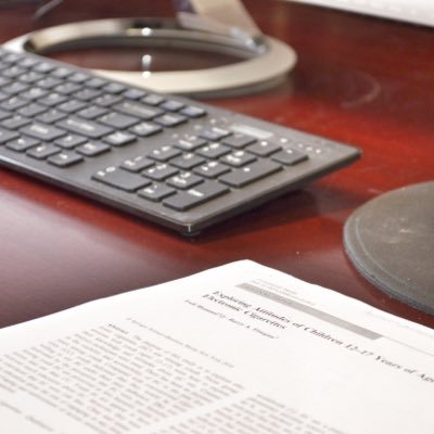 Ecig_Research's profile picture. We are a group of researchers based at @ualberta, interested in how/why Albertans use e-cigarettes. Neither support/oppose ecigs. RTs not agreement/endorsement.