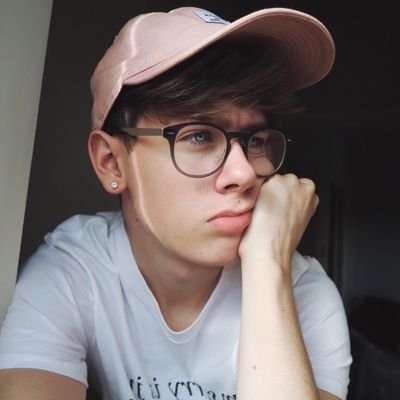 smolbabycolby's profile picture. ✨cat enthusiast✨