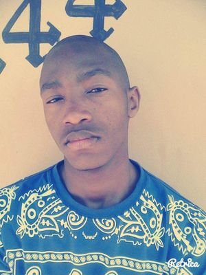 Young & creative. From cape town @ATL. addicted to the music and is a musician. #E.i.M