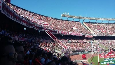 Hincha  de River