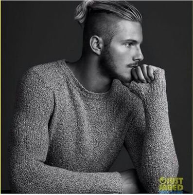 AlexanderLrpg's profile picture. I can play everybody because I am a good actor