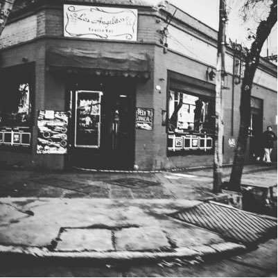 mendozabandw's profile picture. 