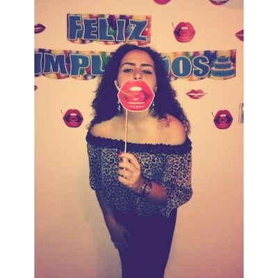 Intuitivaa_'s profile picture. La esquizofrenia es lo mio. CDC & Hooligan.