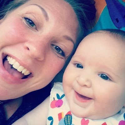 One mama's experience of bump, birth, baby and a big old battle with postnatal depression. Blogging about me and baby Mabel