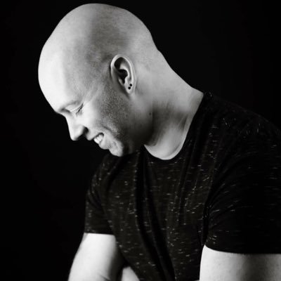 International DJ // UK BPM Freestyle Champion // MashUp DJ/VJ Party Rocker & Father. Instagram: @DJCRAIGCUTUPJONES Web: https://t.co/tpfH0uDiAR
