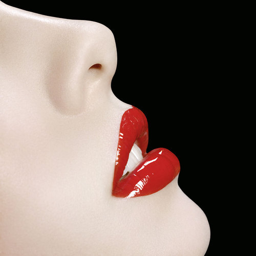 dani40bear's profile picture. Hair and Makeup School: The best way to break into make up and hair artistry in the editorial, catwalk, glamour, advertising and bridal sectors.