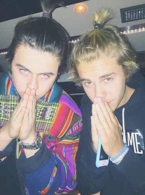 #NATHIRO♡
Justin 03/03/2016❤
Nash 3/05/2016❤
Johnny Orlando 13/05/2016❤
Silento 26/05/2016❤
Seb 23/06/2016