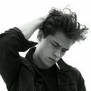 zackrpgflame's profile picture. Si ta cuisse gauche était le déjeuner, que ta cuisse droite était le dîner alors je mangerais entre les repas.