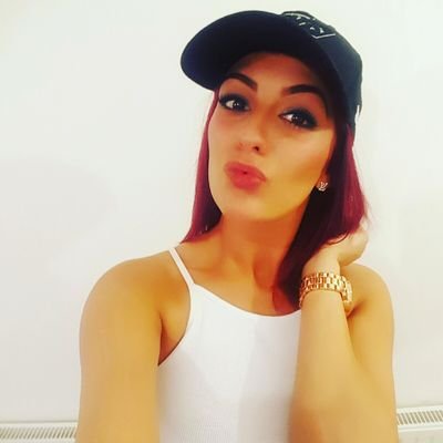 Victori99727651's profile picture. 