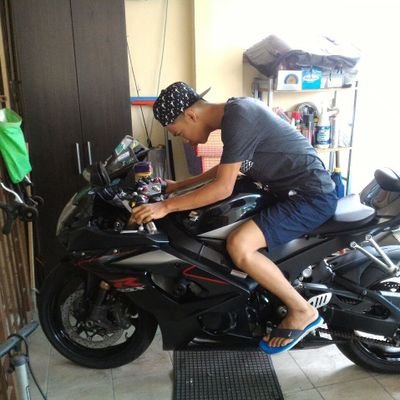 AqmarZawawi's profile picture. 