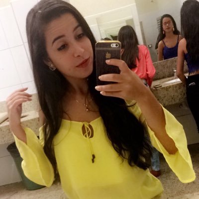 uma_audaciosa's profile picture. Se eu transbordar, você se afoga ?