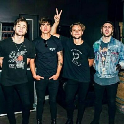 DAILY UPDATES ON THE BOYS|||||SNAPCHAT-SLFLTOUR5SOS16