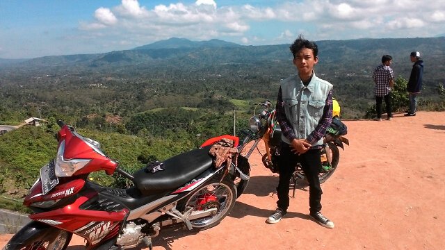 teguhgeboy's profile picture. Jangan prnah berbohong untuk ke egoisan kamu