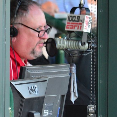 Father, Broadcaster, Voice Artist, Producer, Commercial Writer, Gardener, Poet, Social Entrepreneur, Bon Vivant, Raconteur. PA @greatlakesloons & @ESPN1009.