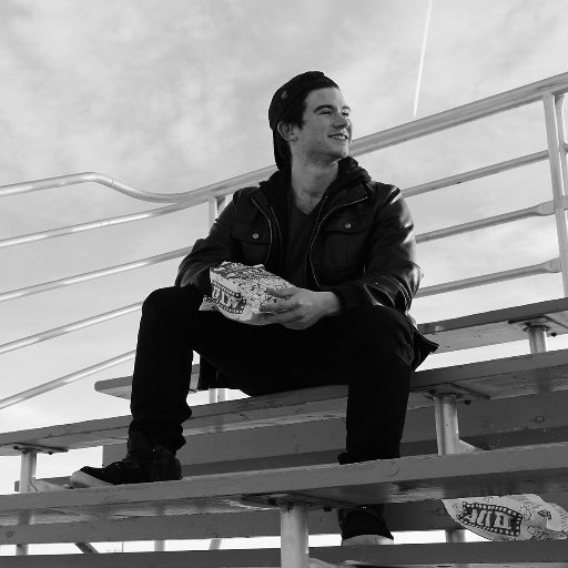 RealPaulitics's profile picture. 