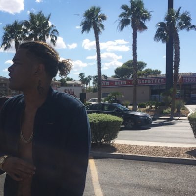 LIVE ABOVE WEALTH THE MIXTAPE (Bio) Mr POPULAR, I Sign Boobs ✒️ I Am Major, Im A Song Writer/Artist/Comedian, #LIQUIDASSETS #MONEYDANCE #TEAMMAJOR #BOSSUP