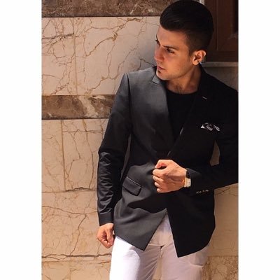 sivan24083580's profile picture. now is everything ........   peshmerga ✌️