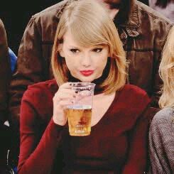 swiftordinary's profile picture. tô aqui pra causar