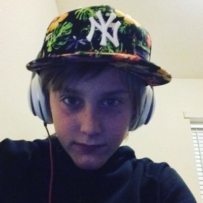 Andrew445587781 Profile Picture
