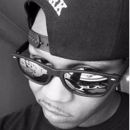 Entrepreneur/Internet Marketer/Blogger/Artist