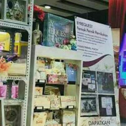 madebyrequest's profile picture. Wedding Card and Papercraft specialist.