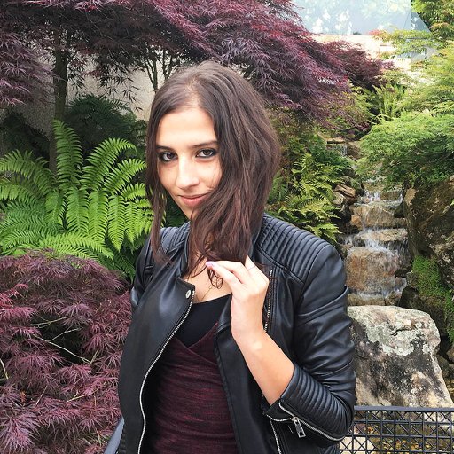 bearodriguezlou's profile picture. Enamorada de la Publicidad que nos hace soñar...

Publicista, Relaciones Públicas, Community Manager, Diseño Gráfico, Webs, Blogs...