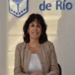 Mujer argentina. vocación por el desarrollo argentino. Contadora Pública + de 30 años. Legisladora (m.c.) de la Provincia de Río Negro.  Peronista