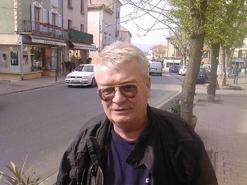 rsat01's profile picture. 