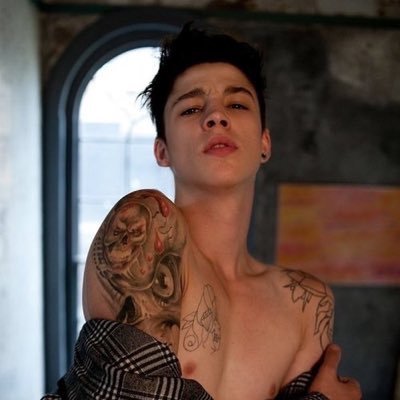 Ashrpgmzb2's profile picture. 