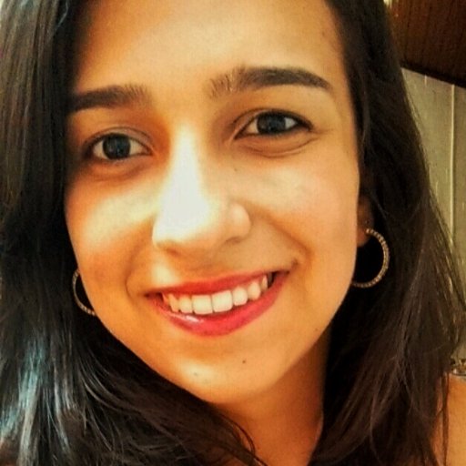 Olhar para o céu e ver estrelas brilhar me fazem seguir em frente e acreditar!