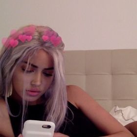 jarianapussy's profile picture. the b from agb is bieber not butera.