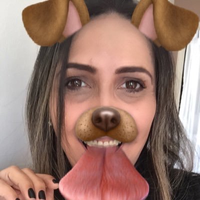 Sem lactose, sem glúten e sem açúcar Contém: ironia e um pouco de bom humor. Modo de usar: adicione açúcar e sirva-se quente ou sem açúcar estupidamente gelada.