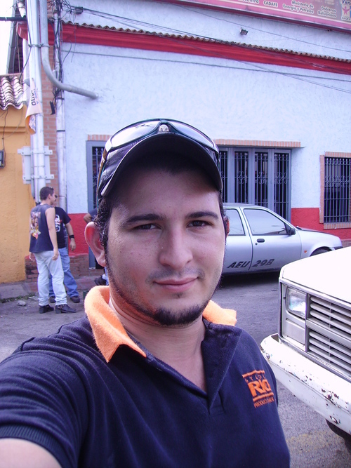 Djalexuzcategui's profile picture. solo soy yop