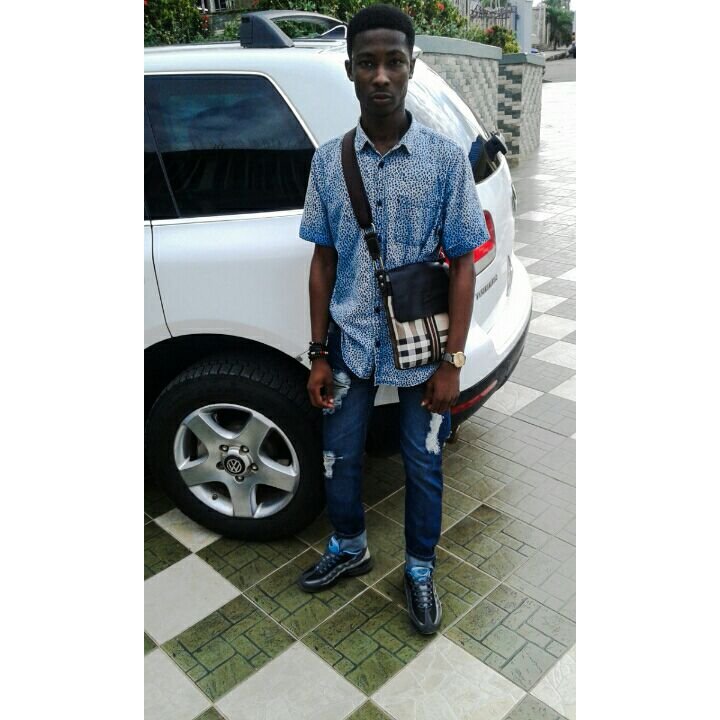 sampsonstrong's profile picture. 