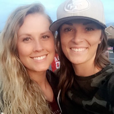 MarkaleChadaz's profile picture. 👭🌈🐶👟📷 Views and opinions are solely mine.