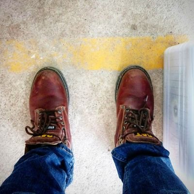 beyondmyeye36's profile picture. once upon a time. there is a nice guy whos heart has turned evil... be careful out there. he may bite u from behind

and he stills likes taking pictures.