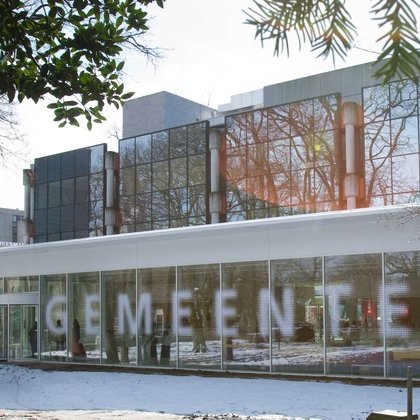 Met fotoarchief, 100 jaar Emmer Courant en bestuursarchieven van Schoonebeek en Emmen is het Gemeente Archief Emmen een goede plaats voor graven in het verleden