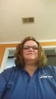 dinges_debbie's profile picture. 