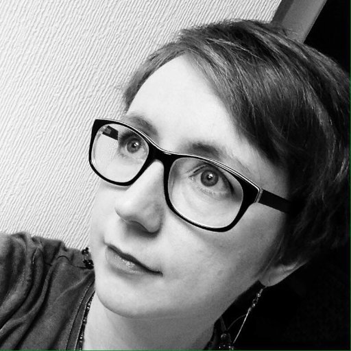 knit_the_usual's profile picture. Musical Director of @_MoreHarmony & part of @LippyQt, a cappella arranger, graphic designer & illustrator @LittleBirdTWT, obsessed with yarn.