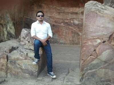 ar_mkhan9's profile picture. 