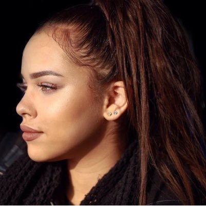 nisrinarpgsys's profile picture. quand vient la nuit, on baise, on casse un gramme.