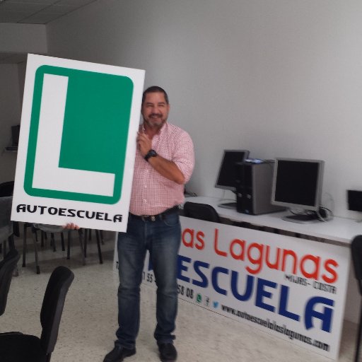 La carretera es una cosa muy seria para dejarla en manos de los conductores, jijiji