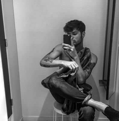 kaanrpgscript's profile picture. Noyé dans les excès, dans le mal on excelle.