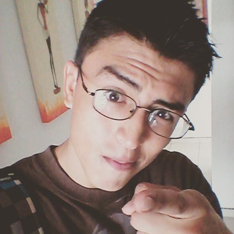 YasserBatas's profile picture. #JSdev 😎 #foodlover #rubiks