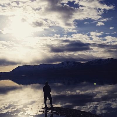 emahnster's profile picture. 