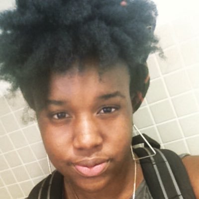 yaknowdij's profile picture. (She/Her)