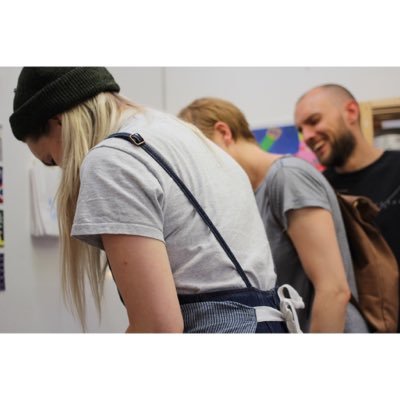 Lucy__Dickson's profile picture. Cardiff based Artist and workshop provider 🎨🖌🌞