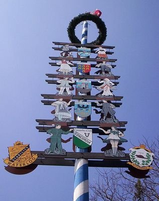 Official Twitter account of Die Maibaum Mannschaft (Maypole Team) for Kitchener-Waterloo Oktoberfest. Tweets by @iamdanweber